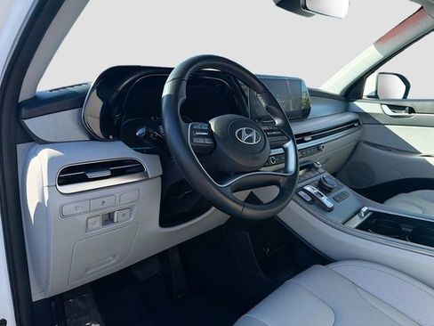 Used 2024 Hyundai Palisade SEL FWD image 9