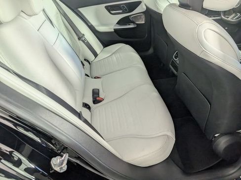 Used 2022 Mercedes-Benz C 300 Sedan image 27