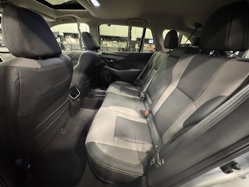 Used 2025 Subaru Outback Onyx Edition image 21