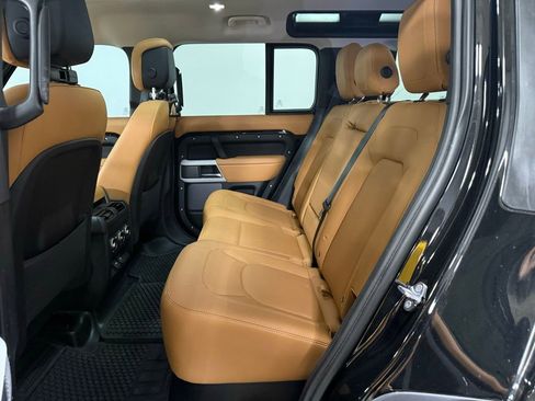 Used 2024 Land Rover Defender 110 S AWD/4WD image 16