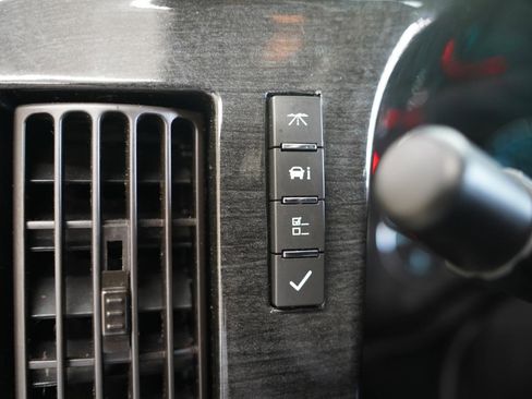 Used 2020 Chevrolet Express 2500 w/ Enhanced Convenience Package image 24