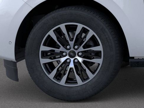 New 2025 Ford Expedition Platinum image 19