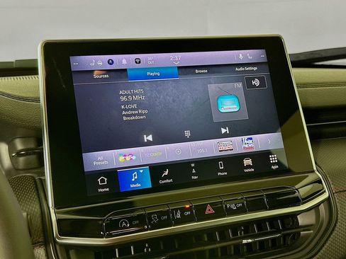 Certified 2025 Jeep Compass Trailhawk w/ Trailhawk Elite Group image 25