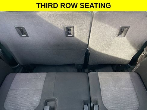 Used 2023 Chevrolet Traverse LT image 8