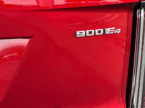 Used 2026 Cadillac Vistiq Sport w/ LPO, Floor Liner Package image 51