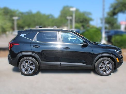 Certified 2024 Kia Seltos S FWD image 5