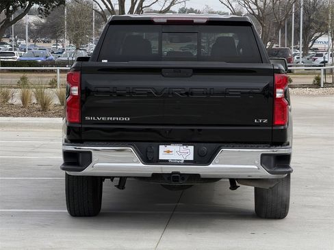 Used 2020 Chevrolet Silverado 1500 LTZ w/ LTZ Texas Edition image 5