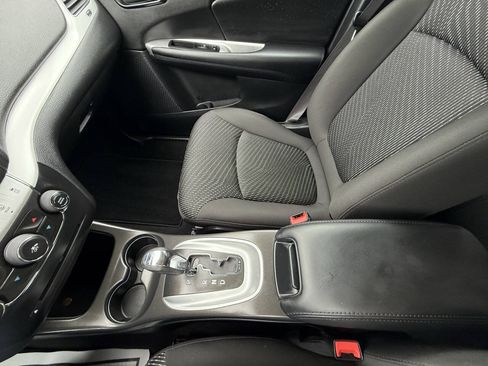 Used 2020 Dodge Journey SE FWD image 26