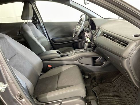 Used 2021 Honda HR-V Sport image 35
