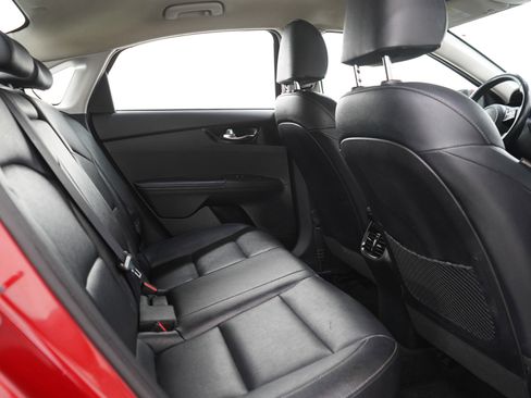 Used 2020 Kia Forte EX FWD image 12