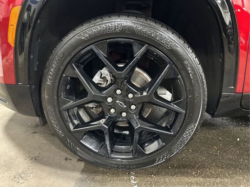 Certified 2024 Chevrolet Traverse RS AWD/4WD image 25