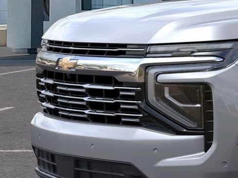 New 2026 Chevrolet Suburban Premier image 13