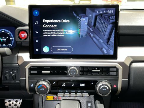 Used 2024 Toyota Tacoma TRD Sport w/ TRD Sport Upgrade Package image 30