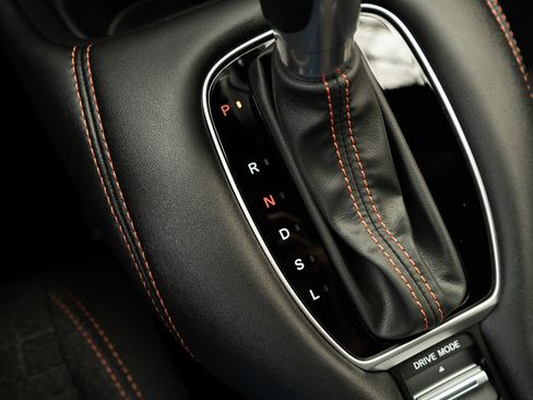 Certified 2026 Honda HR-V Sport image 30