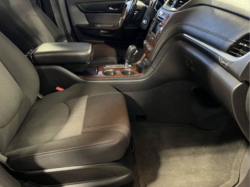 Used 2014 Chevrolet Traverse LT AWD/4WD image 15