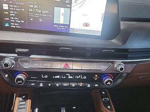 Used 2024 Kia Telluride SX Prestige X-Pro image 2