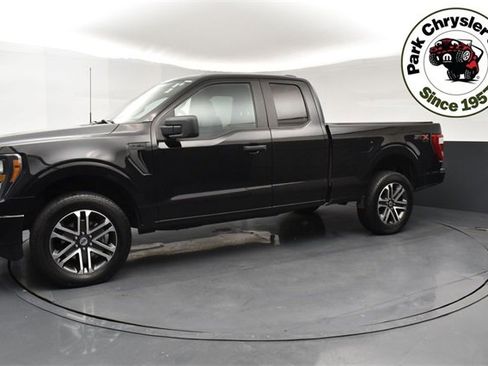 Used 2023 Ford F150 XL w/ STX Appearance Package image 3