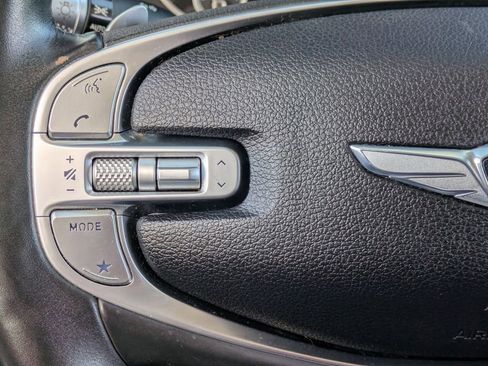 Used 2024 Genesis GV80 2.5T image 20