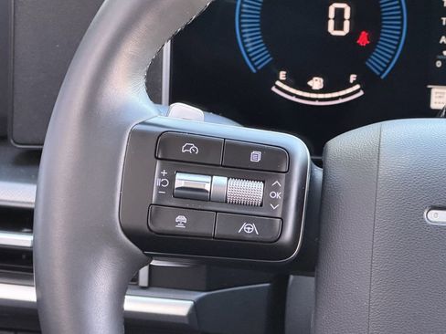 Used 2025 Hyundai Santa Fe SEL image 13