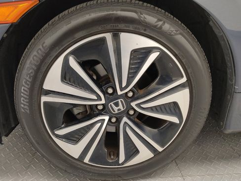 Used 2017 Honda Civic EX-T image 31