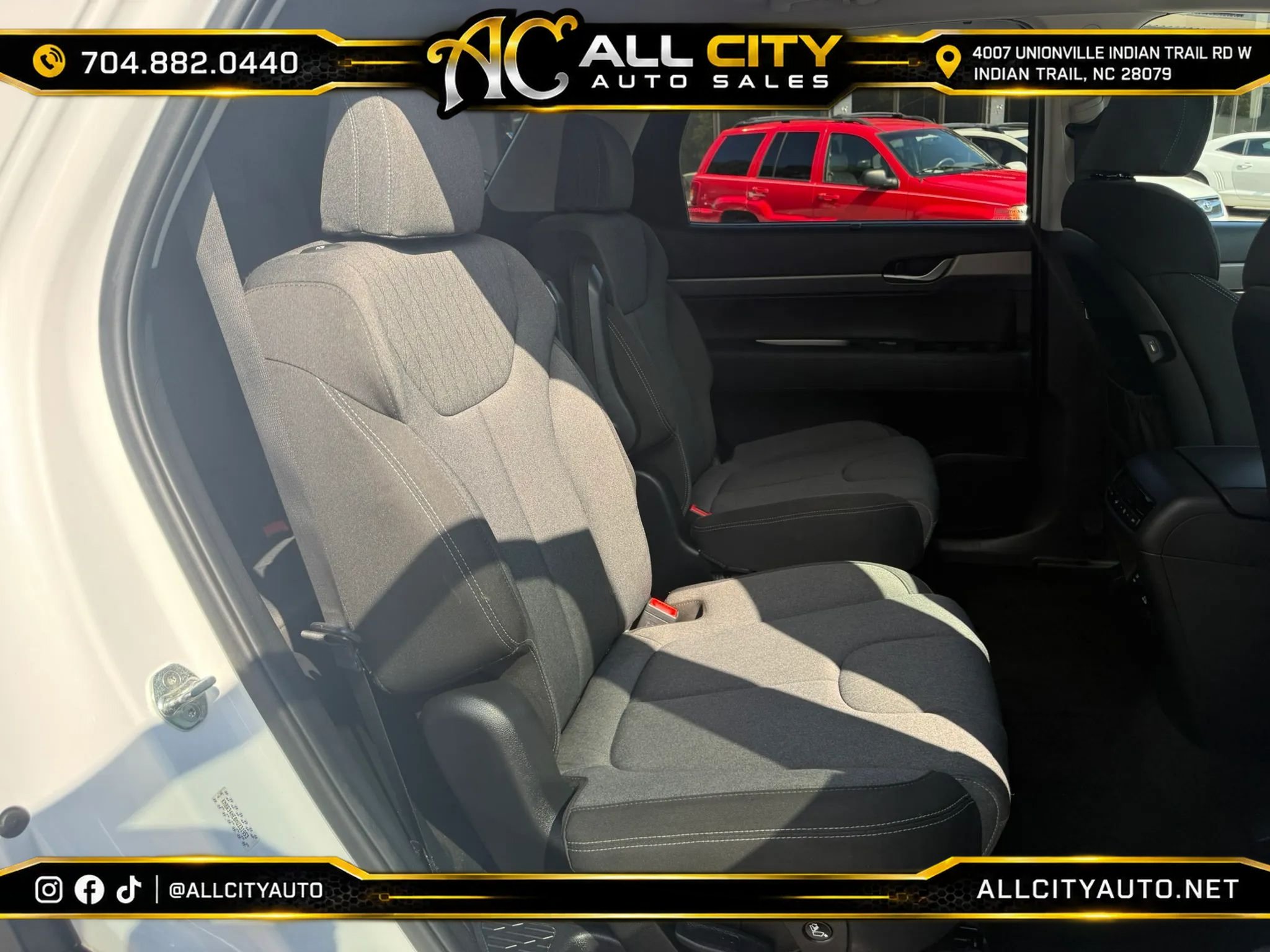 Used 2021 Hyundai Palisade SEL w/ Convenience Package FWD image 29