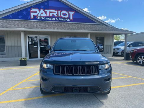Used 2021 Jeep Grand Cherokee Limited w/ Quick Order Package 28K 80th AWD/4WD image 2