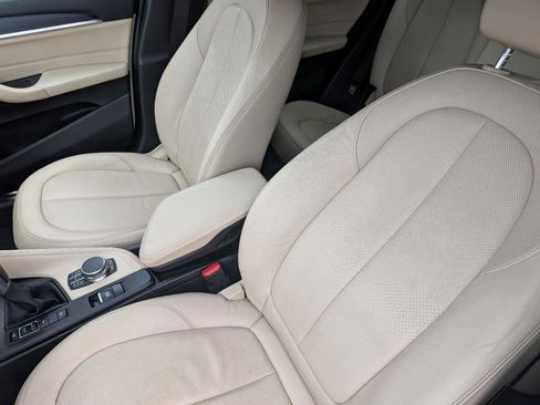 Used 2017 BMW X1 xDrive28i image 7