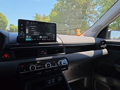 Used 2023 Honda Pilot Touring image 19