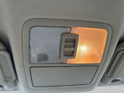 Used 2008 Toyota RAV4 4WD image 26
