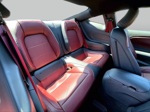 Used 2025 Ford Mustang GT Premium RWD image 25