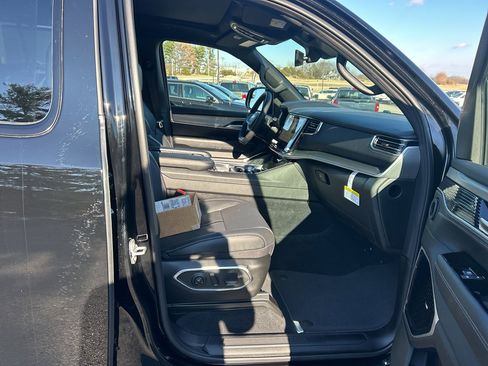 New 2026 Jeep Grand Wagoneer Limited image 15