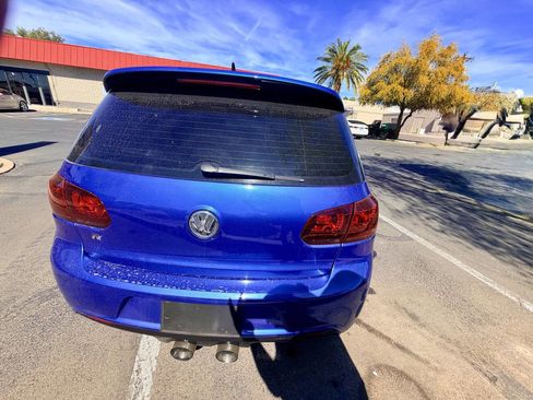 Used 2012 Volkswagen Golf 4-Door image 4
