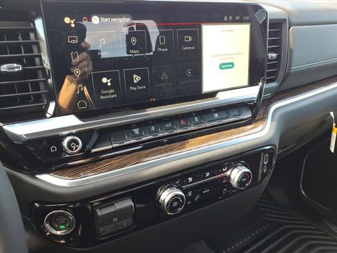 New 2026 GMC Sierra 2500 SLE image 19