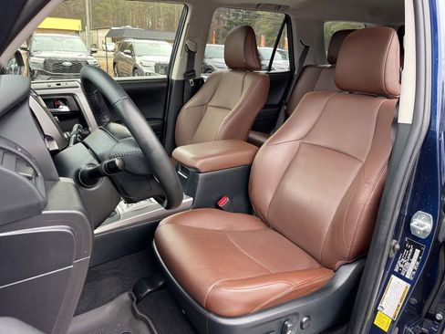 Used 2024 Toyota 4Runner Limited image 20