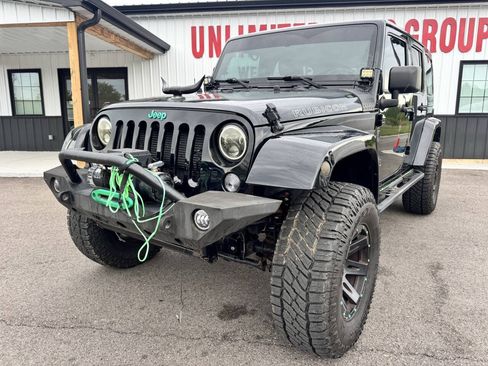 Used 2014 Jeep Wrangler Unlimited Rubicon w/ Dual Top Group AWD/4WD image 2