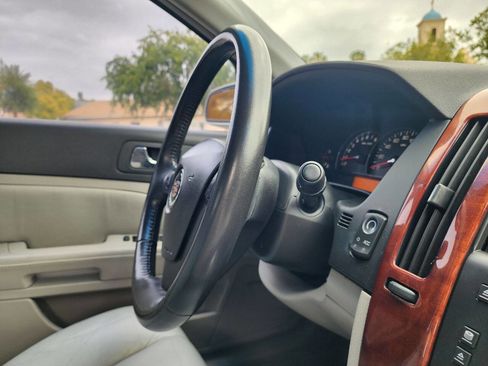 Used 2006 Cadillac STS w/ Preferred Equipment Group image 27