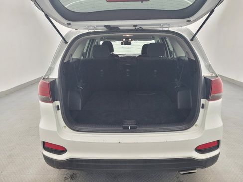 Used 2019 Kia Sorento LX image 29