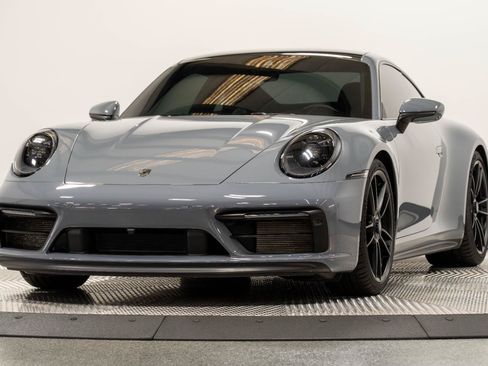 Used 2023 Porsche 911 Carrera GTS RWD image 8