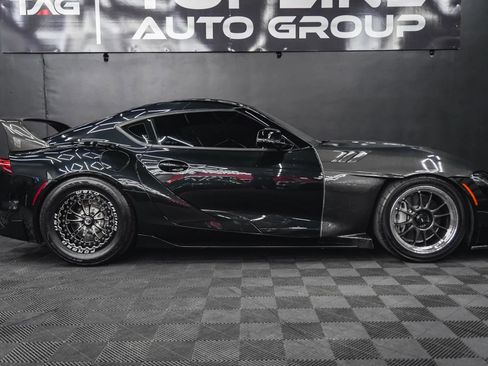 Used 2020 Toyota Supra RWD image 19