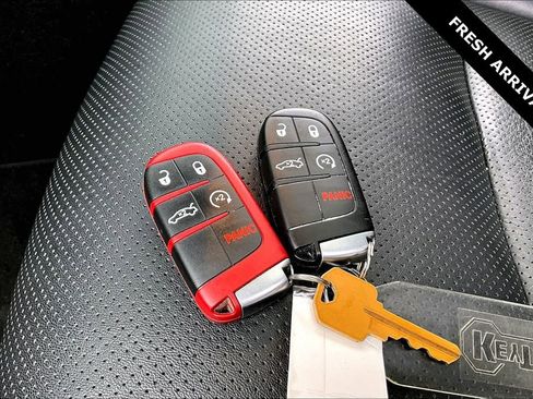 Used 2023 Dodge Challenger SRT Hellcat image 34