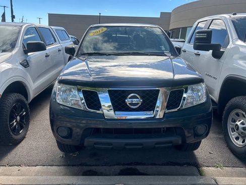 Used 2019 Nissan Frontier SV RWD image 25