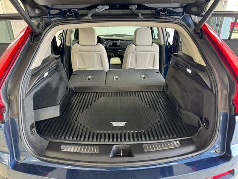 Used 2019 Cadillac XT4 Premium Luxury w/ Cold Weather Package AWD/4WD image 7