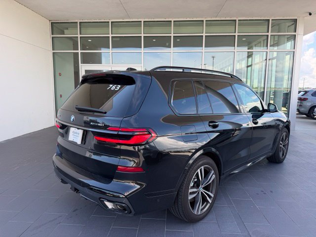 Used 2026 BMW X7 xDrive40i w/ M Sport Package AWD/4WD image 6