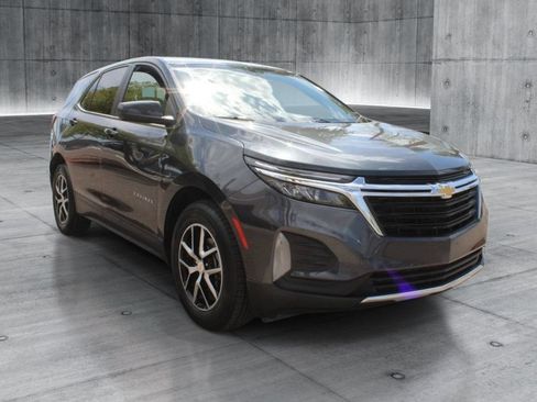 Used 2023 Chevrolet Equinox LT FWD image 10