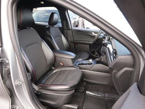 Used 2024 Ford Escape ST-Line image 26