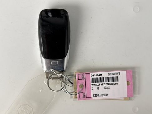 Used 2022 Mercedes-Benz E 350 4MATIC Sedan image 23