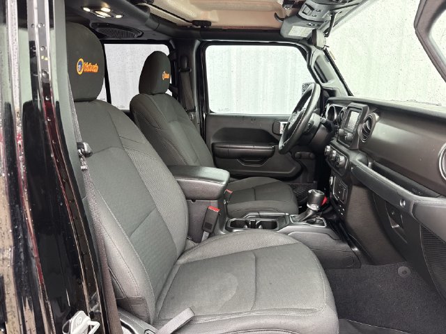 Used 2020 Jeep Gladiator Sport w/ Trailer Tow Package AWD/4WD image 31
