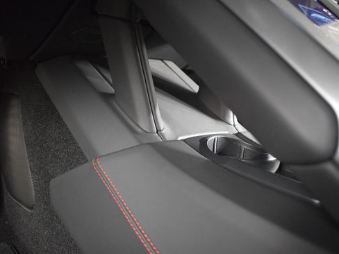 Used 2023 Lamborghini Huracan EVO image 37