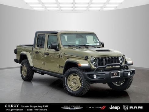 New 2026 Jeep Gladiator Willys AWD/4WD image 1