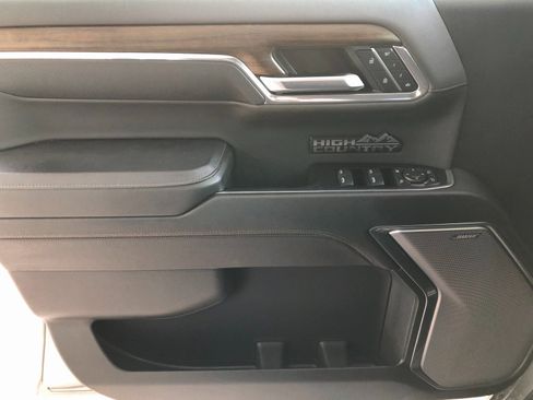 Certified 2024 Chevrolet Silverado 1500 High Country image 34